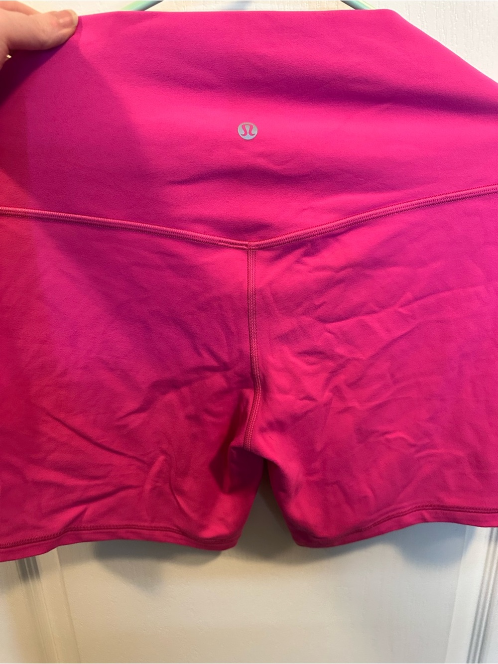 SOLD - lululemon athletica Women’s Hot Pink Bike Shorts